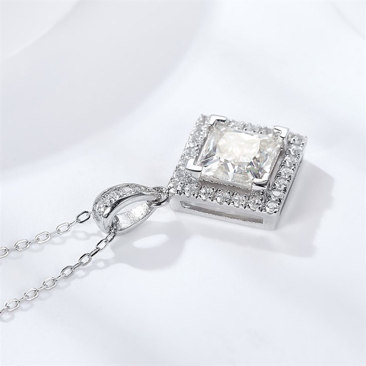 S925 Sterling Silver Moissanite Women Necklace price